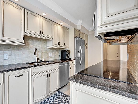 5th image of 4300 N Ocean Boulevard #12K