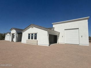 684 N Moon Rd, Apache Junction, AZ 85119