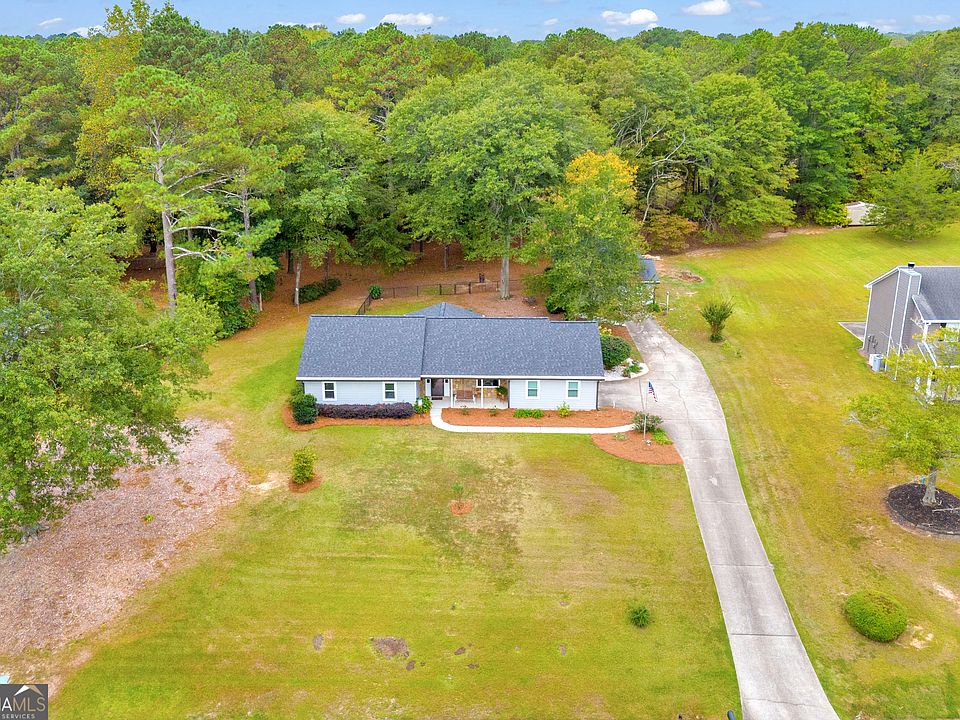 1st image of 3413 Greystone Dr