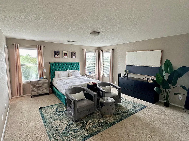 6402 Gerber Mdw — Photo 11