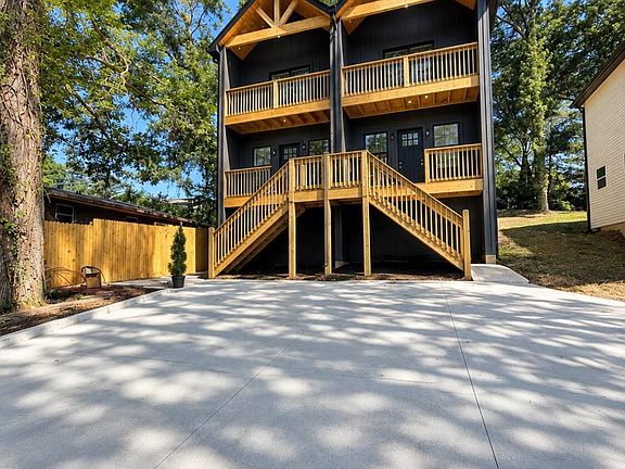 3rd image of 3809 Lightfoot Mill Rd