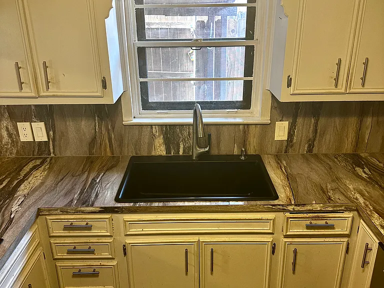 35 Mill Ct — Photo 19