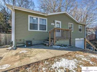 2101 Virginia Ave, Bellevue, NE 68005