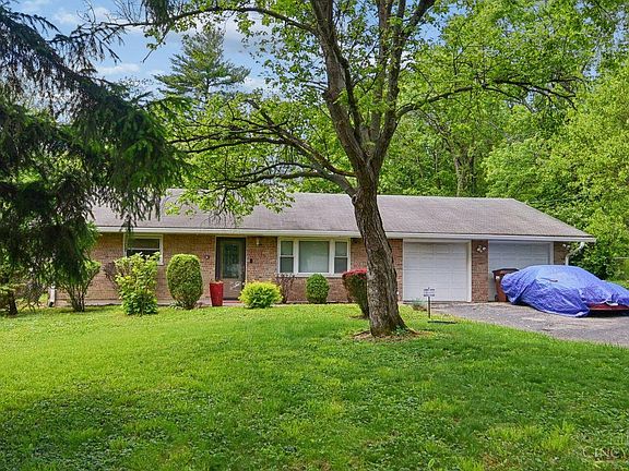 3rd image of 9613 Kosta Dr