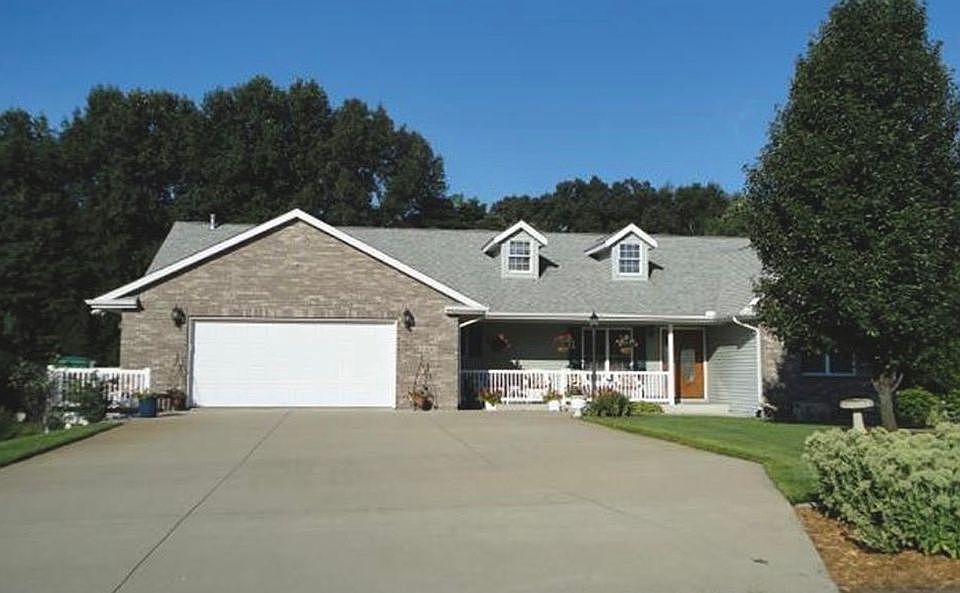 1st image of 11441 Castle Dr
