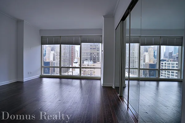 Rented by Domus Realty | media 6