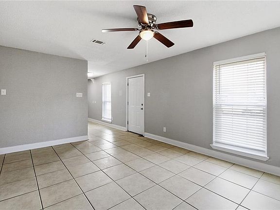 5th image of 404 Federal Dr