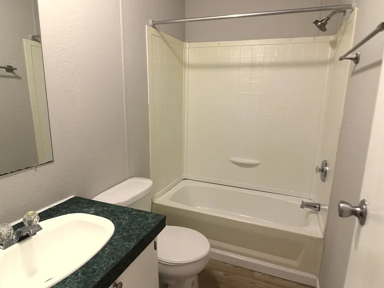 112 Private Road 483 — Photo 16
