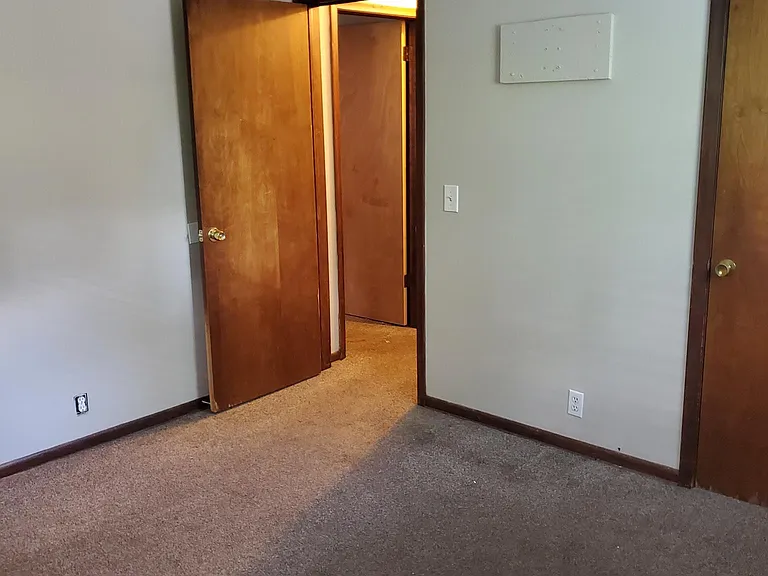 7235 N 39th Ave — Photo 11