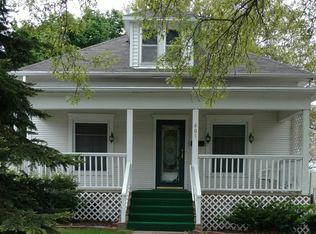 401 S 7th St, Beatrice, NE 68310