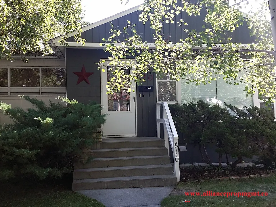 610 S 13th Ave