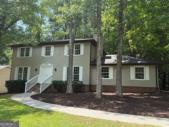 2nd image of 5264 Golfcrest Cir