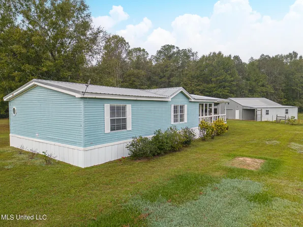 30 Three Oaks Rd, Perkinston, MS 39573