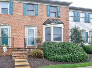 337 Cobblestone Ln, Lancaster, PA 17601