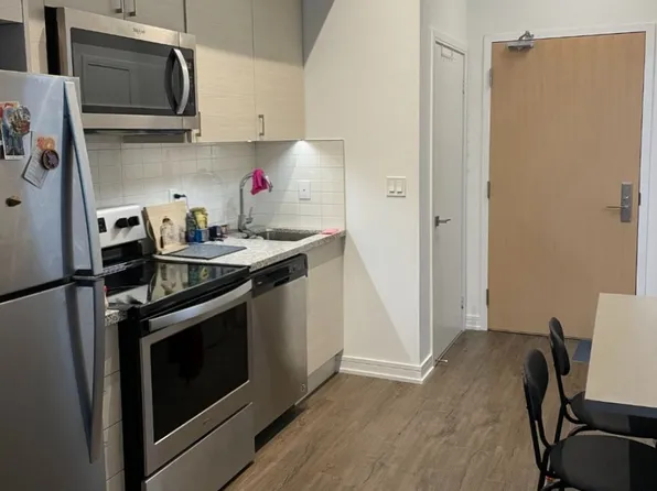 621 Sheppard Ave E #111, Toronto, ON M2K 0G4
