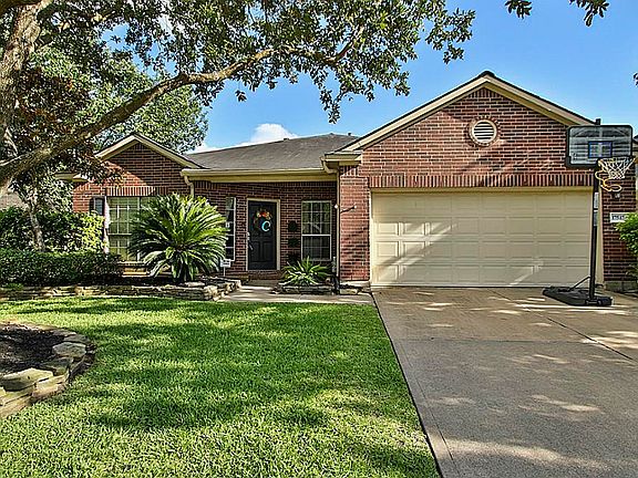 2nd image of 17542 Forest Vine Ct