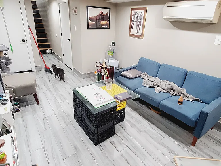 1087 Gates Ave #1B — Photo 9