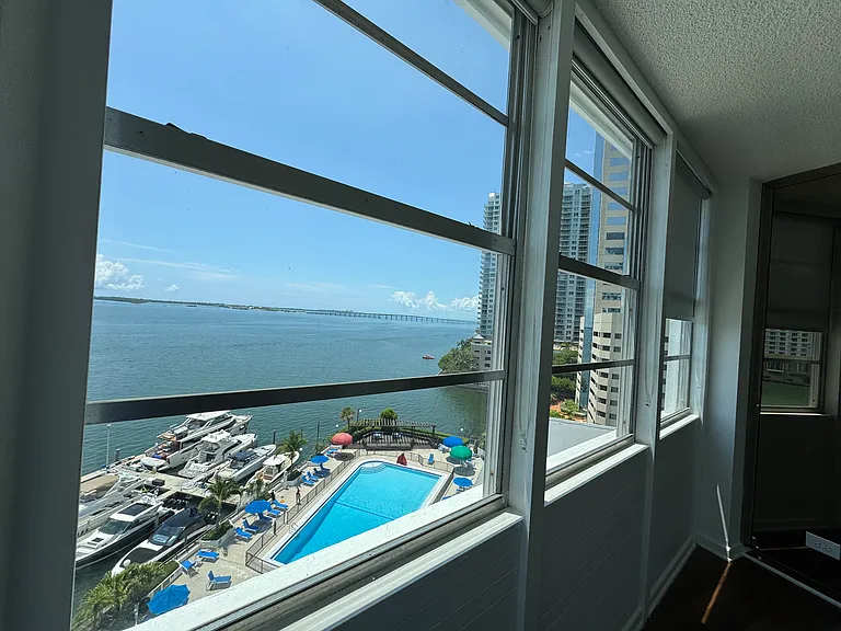 905 Brickell Bay Dr #928 — Photo 18