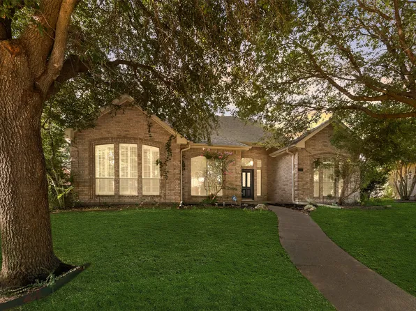 1520 Treeline Dr, Desoto, TX 75115