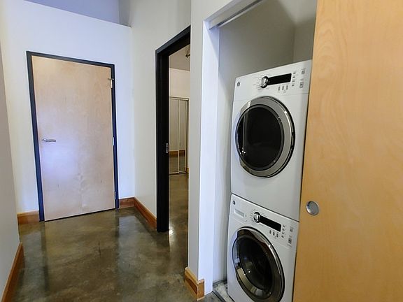 5th image of 382 W 22nd St #313