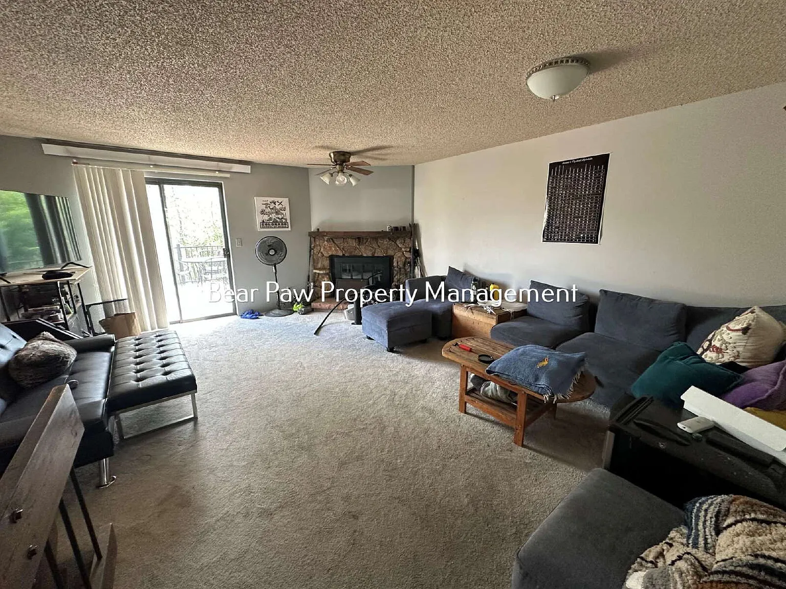 4 bed, 2.5 bath, 1604 sqft, $3,600 — Photo 2