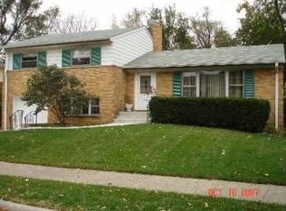 520 Andy Dr, Melrose Park, IL 60160