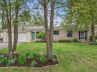 3818 Kessler Boulevard East Dr, Indianapolis, IN 46220