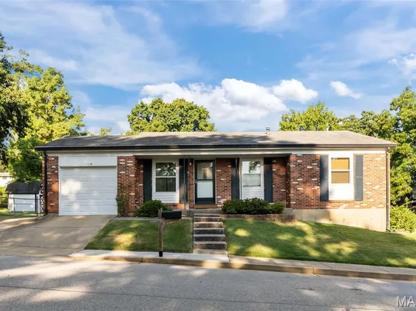 1305 Spellman Ave, Saint Louis, MO 63126