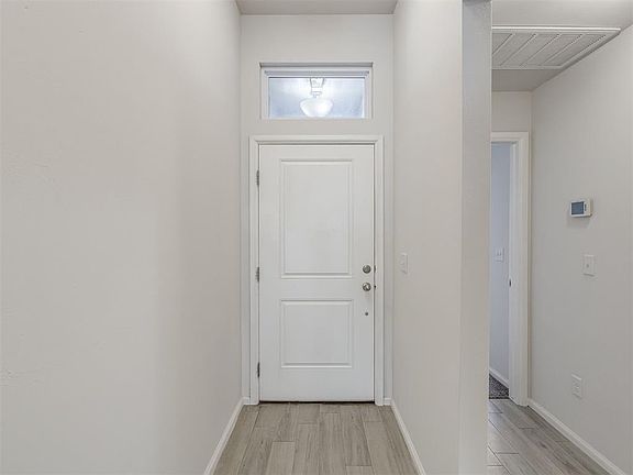 5th image of 240 Evermore Ln