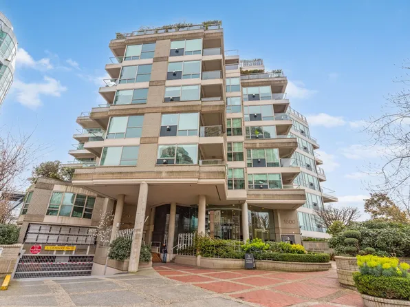 1600 Hornby St #504, Vancouver, BC V6Z 2S4