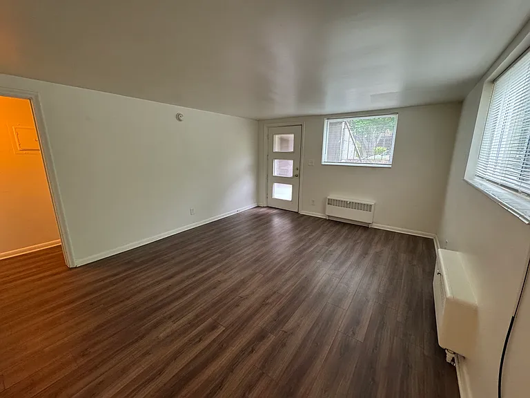 1237 S Lake St — Photo 5