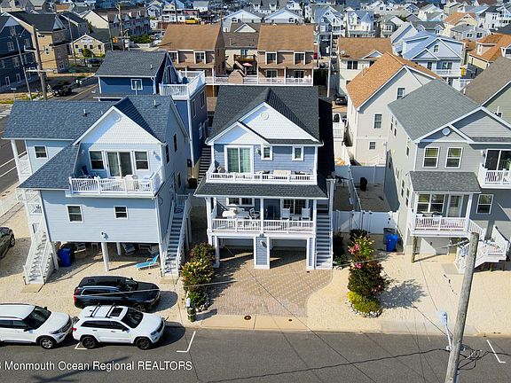 3rd image of 68 Coolidge Avenue