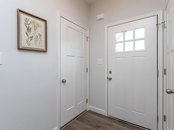 4th image of 3409 Laredo Dr