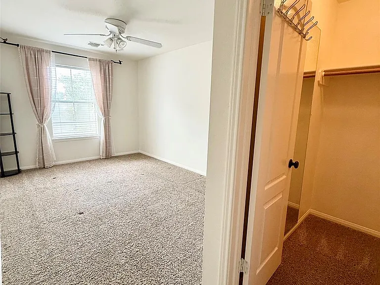 15844 Opal Fire Dr — Photo 18
