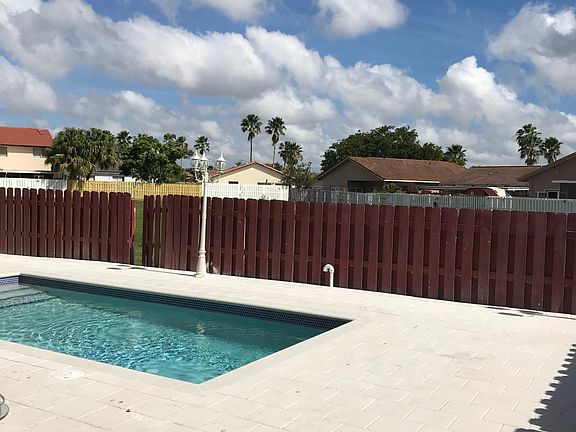 5th image of 18259 NW 61st Ct