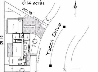 1530 SW Yucca Dr, Grants Pass, OR 97527