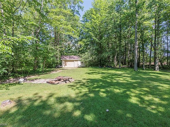 4th image of 48260 Tina Ln