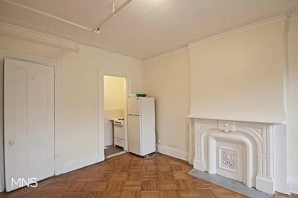 Rented by MNS | media 14