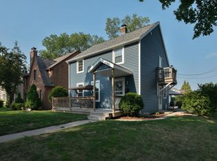 848 N 15th St, Manitowoc, WI 54220