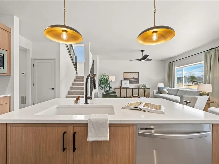 15 Snowcap Dr — Photo 11