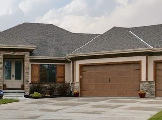 17810 Patrick Ave, Omaha, NE 68116