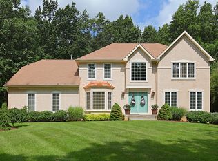 23 Winding Way, Mullica Hill, NJ 08062
