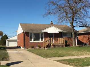 31001 Ronald Dr, Willowick, OH 44095