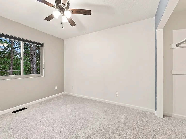 34431 Chilton Ave — Photo 16