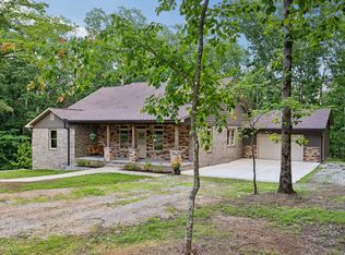 211 Woodmere Dr, Hohenwald, TN 38462
