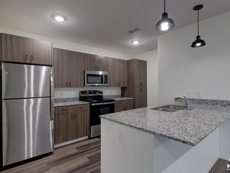 WIN Residences — Photo 9