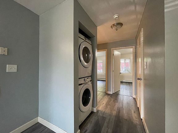 4th image of 677 Marcy Ave Floor 1