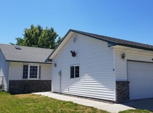 1908 W Idaho Ave, Ontario, OR 97914