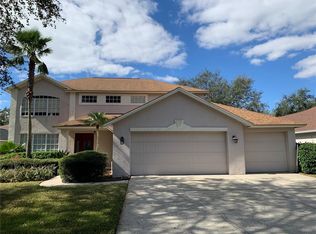 3521 Shadowood Dr, Valrico, FL 33596