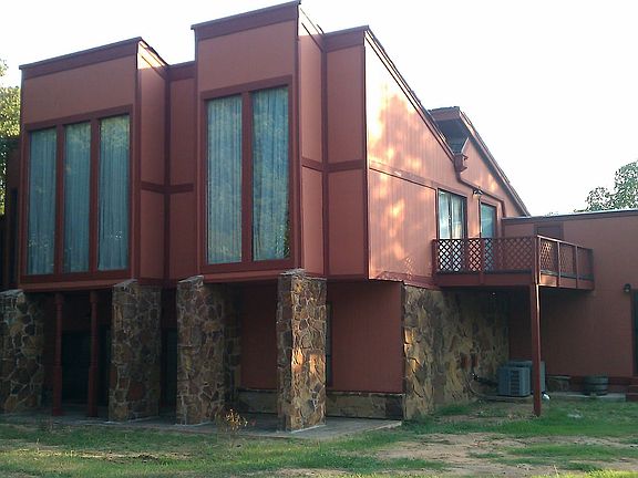 4th image of 333 Hidden Lake Dr